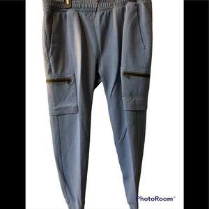 2/$15 Old Navy dynamic fleece, 4 way stretch pants  ,blue, great condition. Xl